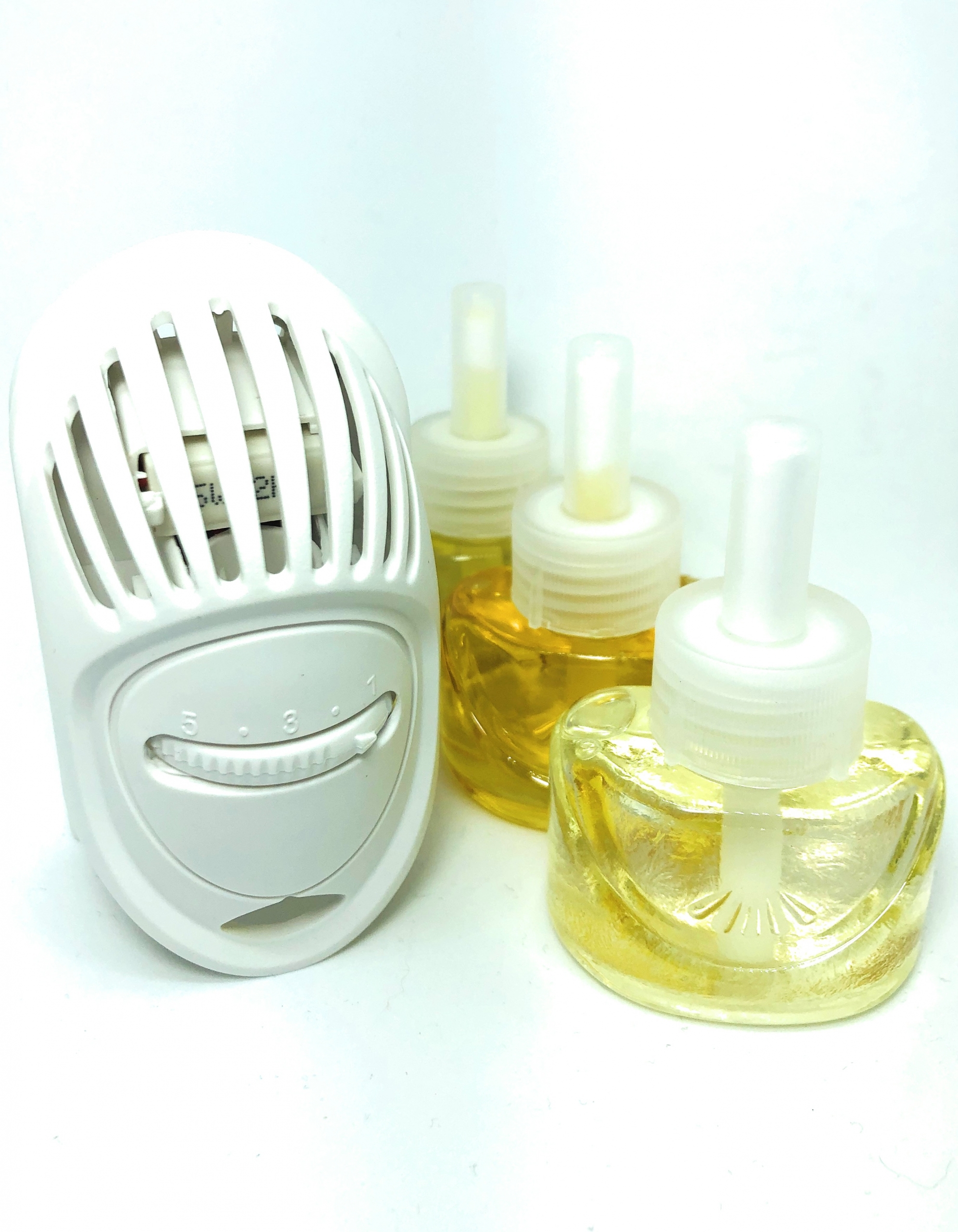 Plugin Air Freshener unit with 3 gal fragrances Mandles Handmade